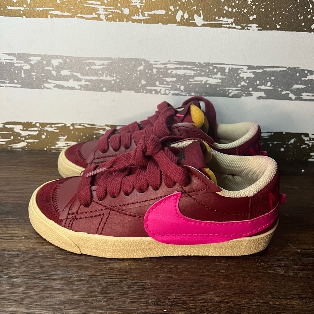 Nike “77 Jumbo”